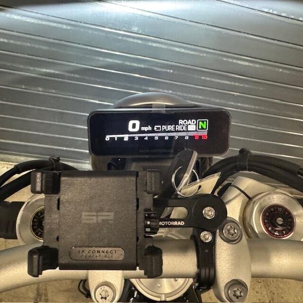 2025 BMW R 12 nineT