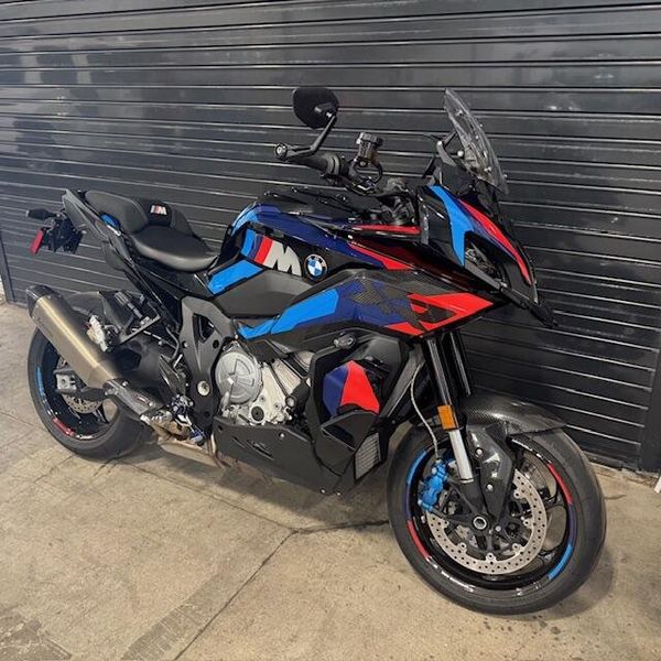 2024 BMW M 1000 XR