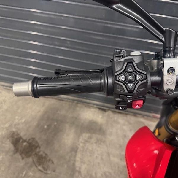New 2026 Ducati STREETFIGHTER V2S 