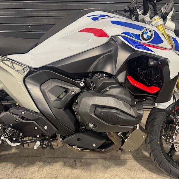 New 2026 BMW R 1300 R 