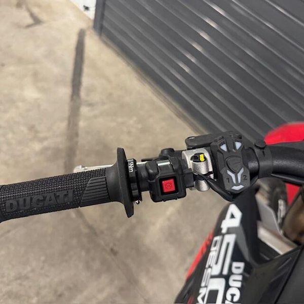 New 2026 Ducati DESMO 450 MX FACTORY 