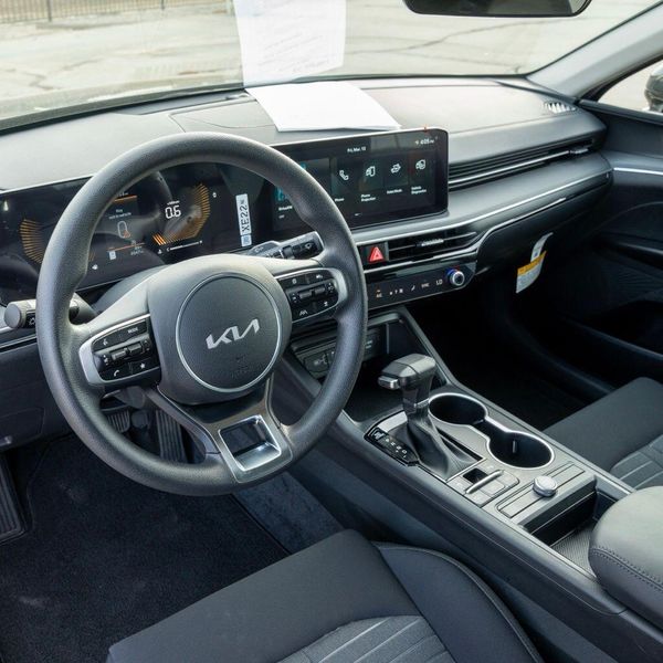 Used 2026 Kia K5 LXSImage 10