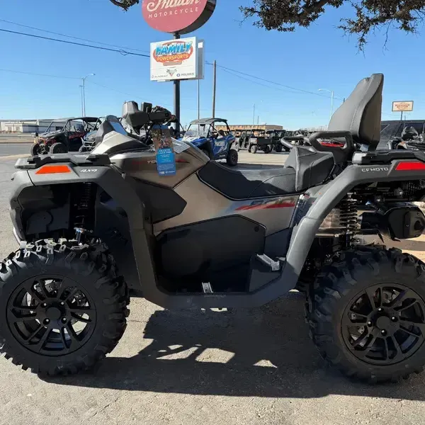 NEW 2026 CFMOTO CFORCE 800 TOURING Image 2