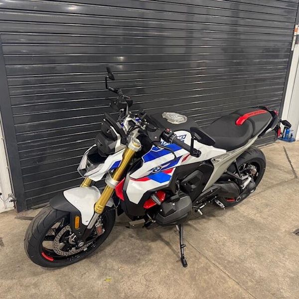 New 2026 BMW R 1300 R 