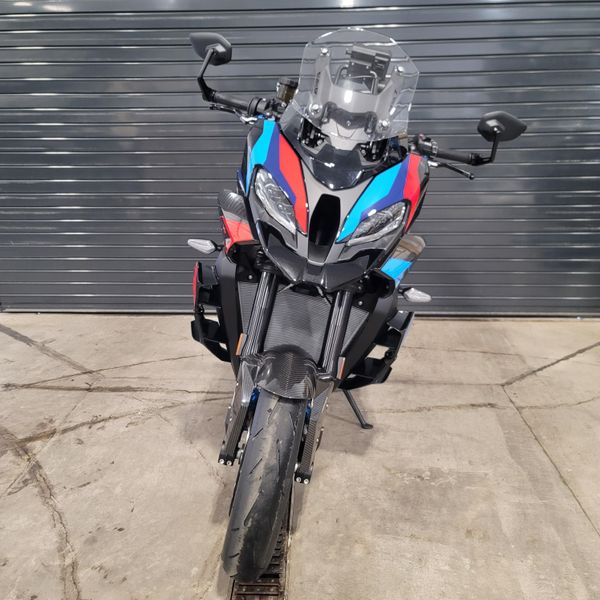 2025 BMW M 1000 XR