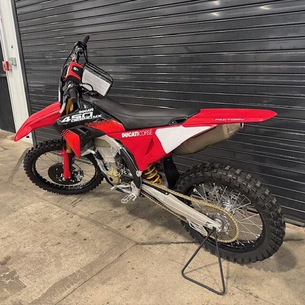 New 2026 Ducati DESMO 450 MX FACTORY 