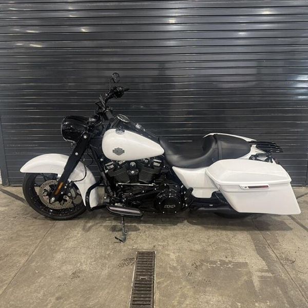 Used 2024 Harley-Davidson ROAD KING SPECIAL 