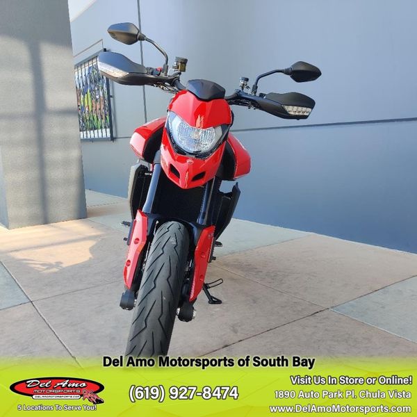 2023 Ducati HYPERMOTARD 950 SP  in a LIVERY exterior color. Del Amo Motorsports of South Bay (619) 547-1937 delamomotorsports.com 