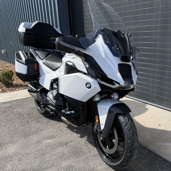 New 2026 BMW R 1300 RT 