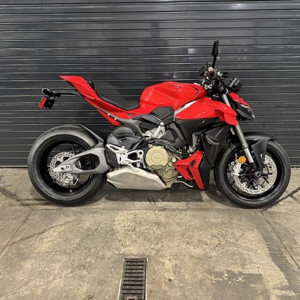 New 2027 Ducati STREETFIGHTER V4 