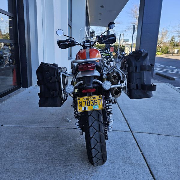 2024 Triumph Scrambler 1200 XE