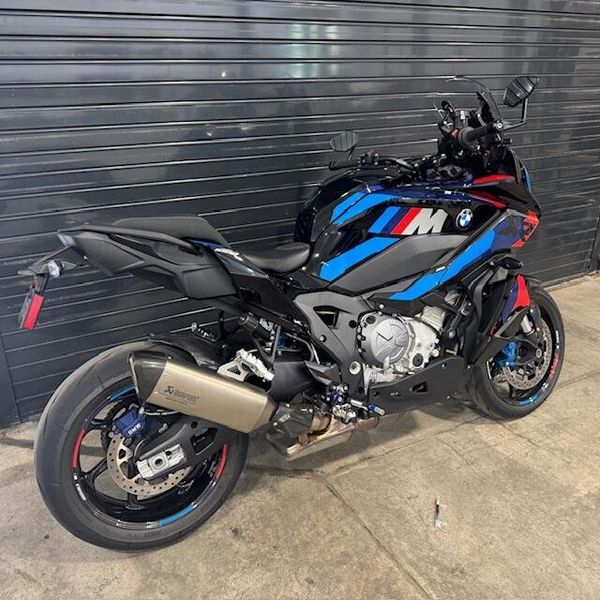 2024 BMW M 1000 XR