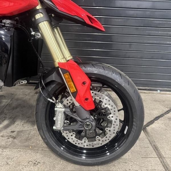 New 2027 Ducati HYPERMOTARD V2 