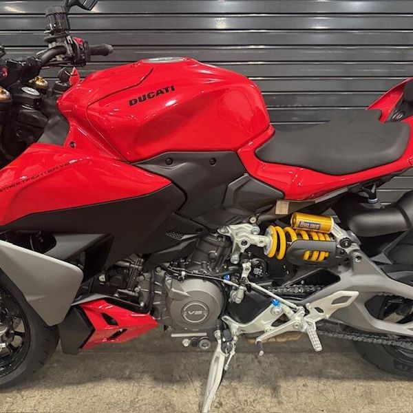 New 2026 Ducati STREETFIGHTER V2S 