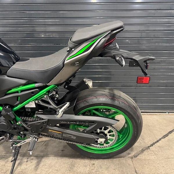 Used 2025 Kawasaki Z900 SE ABS 