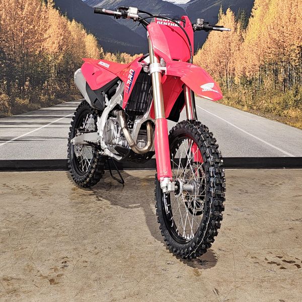 New 2025 Honda CRF450R Image 2