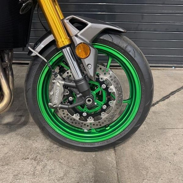 Used 2025 Kawasaki Z900 SE ABS 