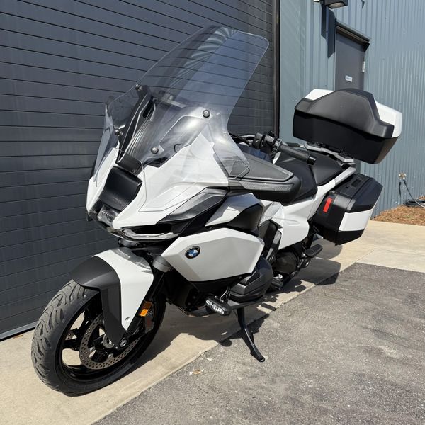 New 2026 BMW R 1300 RT 