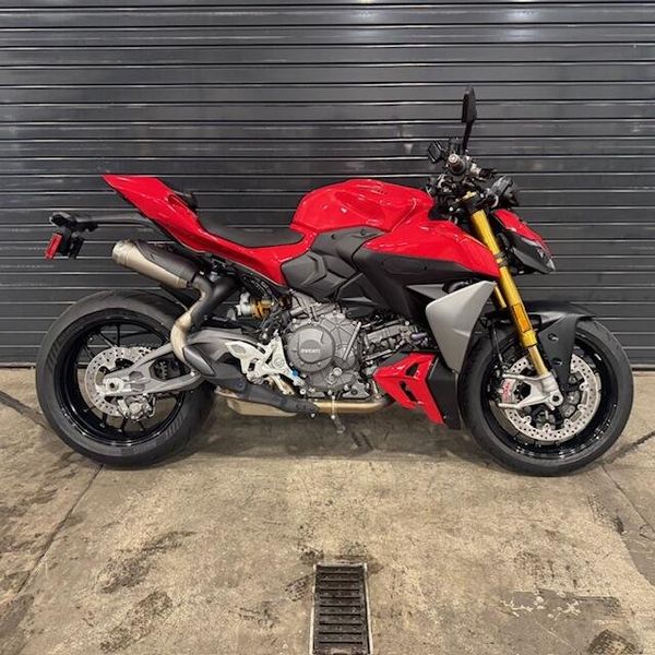 New 2026 Ducati STREETFIGHTER V2S 