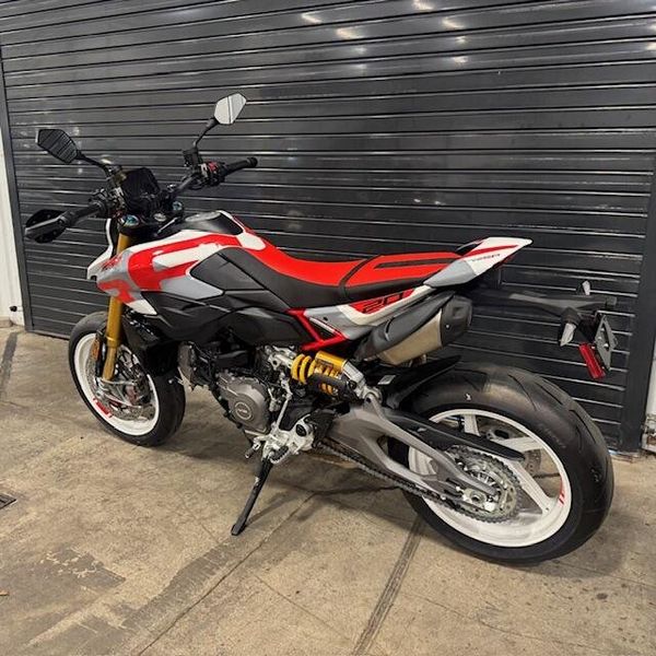 New 2027 Ducati HYPERMOTARD V2 SP 
