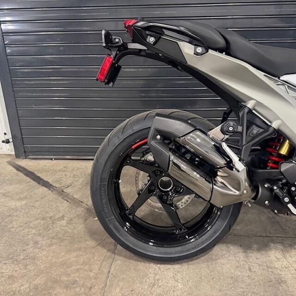 New 2026 BMW R 1300 R 