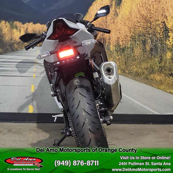New 2025 Kawasaki NINJA ZX-4RR ABS Image 8