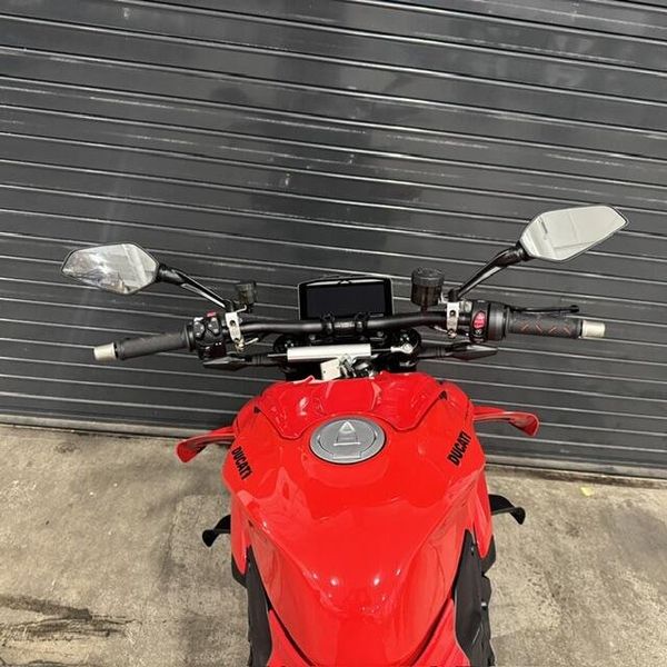 New 2027 Ducati STREETFIGHTER V4 