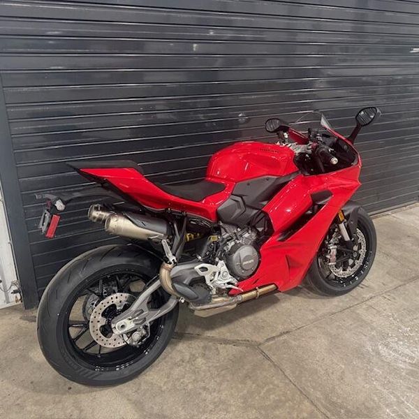 New 2026 Ducati PANIGALE V2 