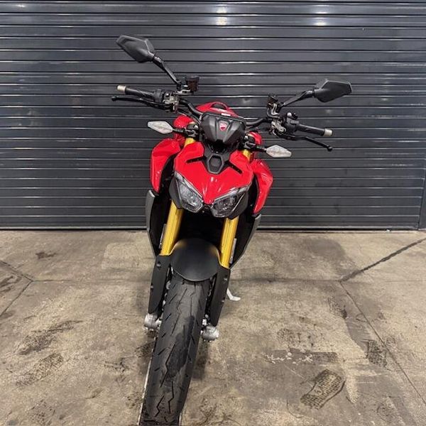 New 2026 Ducati STREETFIGHTER V2S 