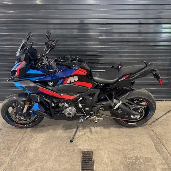 2024 BMW M 1000 XR