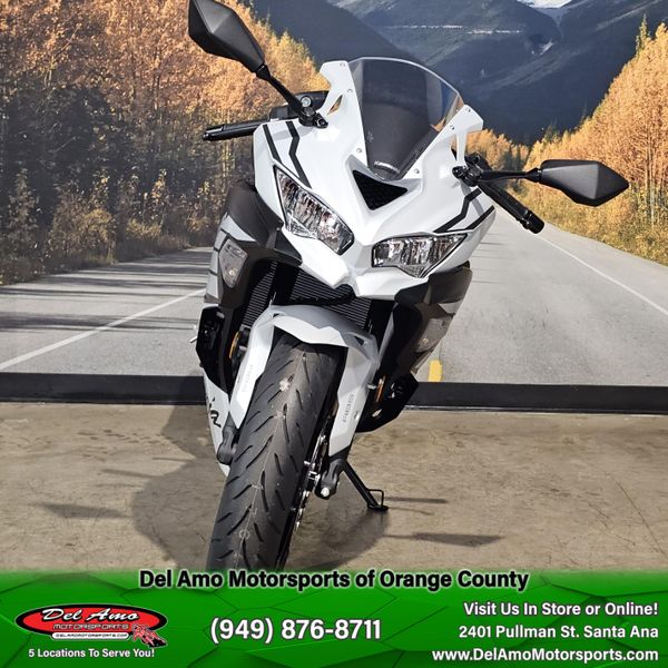 New 2025 Kawasaki NINJA ZX-4RR ABS Image 3