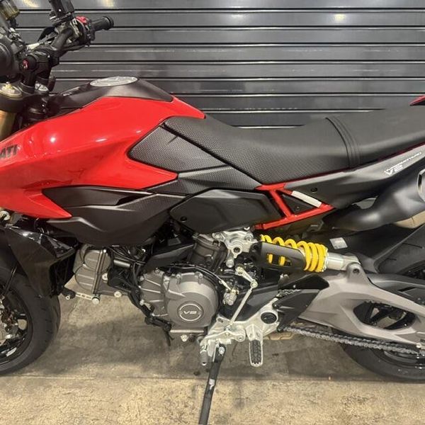 New 2027 Ducati HYPERMOTARD V2 