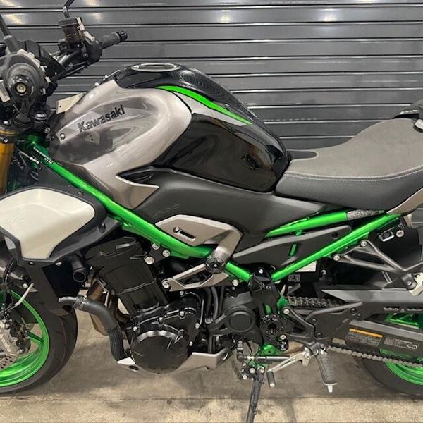 Used 2025 Kawasaki Z900 SE ABS 