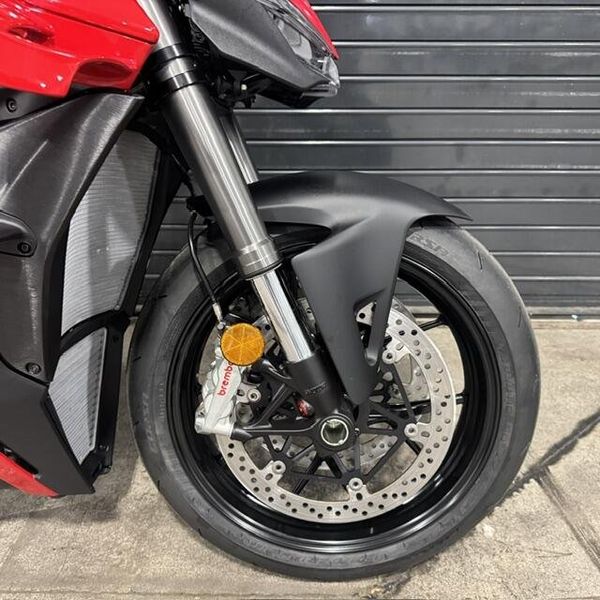 New 2027 Ducati STREETFIGHTER V4 