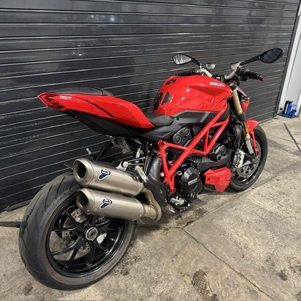 Used 2012 Ducati STREET FIGHTER 848 