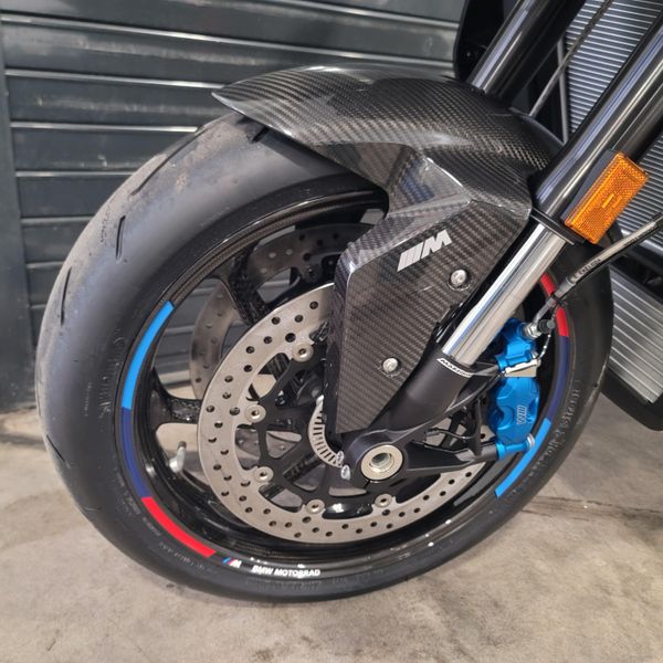 2025 BMW M 1000 XR
