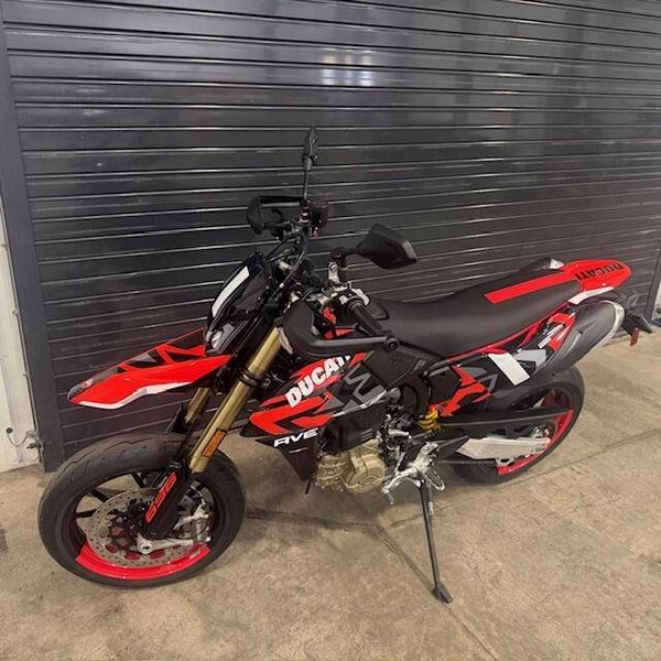 2026 Ducati Hypermotad 698 Mono RVE