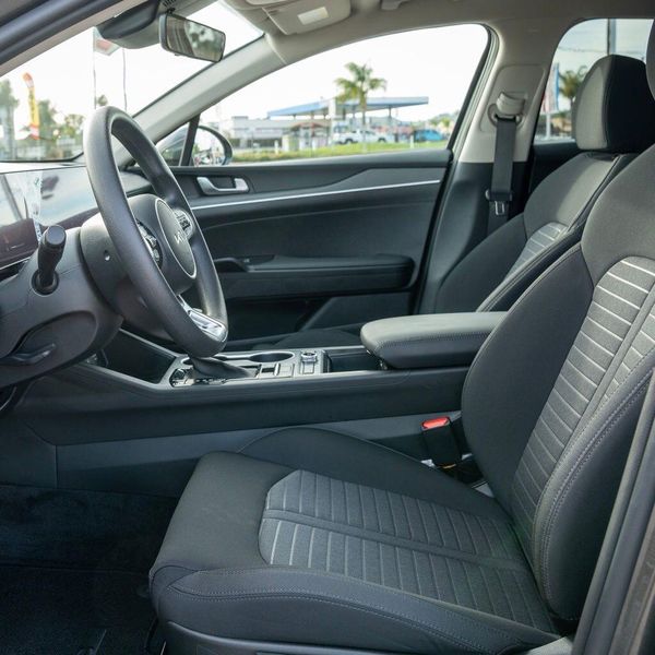 Used 2026 Kia K5 LXSImage 11