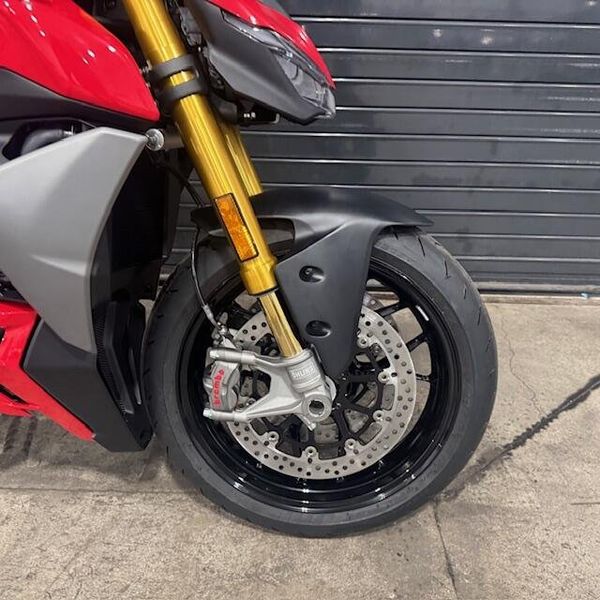 New 2026 Ducati STREETFIGHTER V2S 