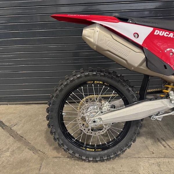 New 2026 Ducati DESMO 450 MX FACTORY 