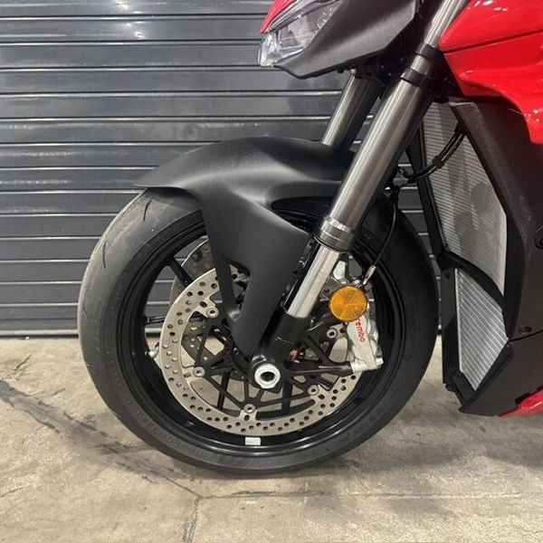 New 2027 Ducati STREETFIGHTER V4 