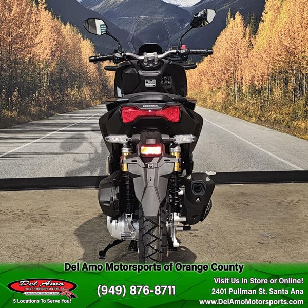 2025 Honda ADV160 Image 8