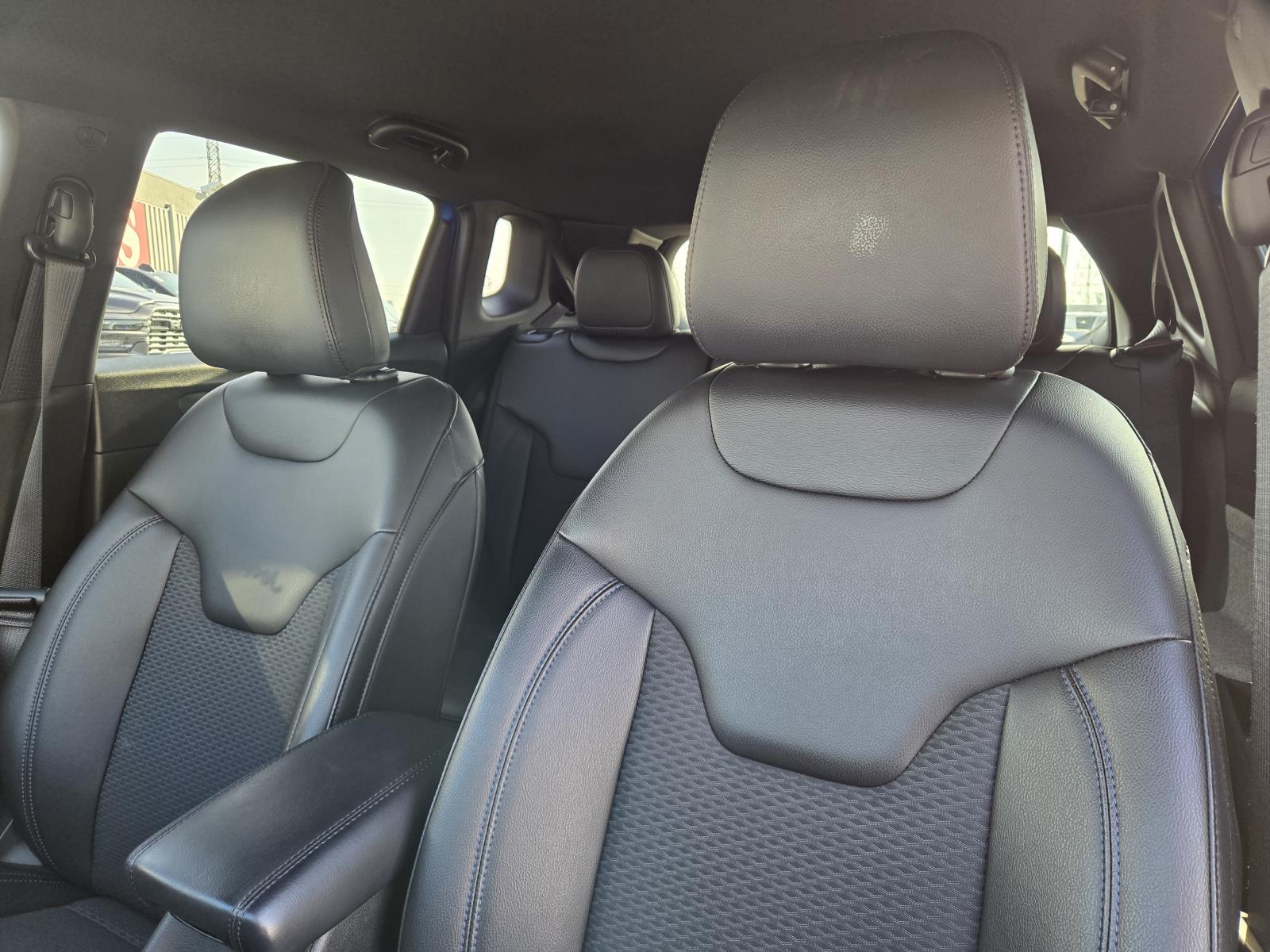 2025 Jeep Compass Latitude - Photo 23