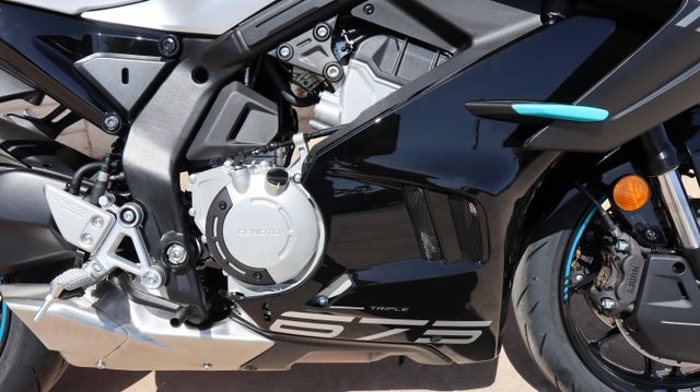 New 2025 CFMOTO 675SS Inventory | Family Powersports of Midland