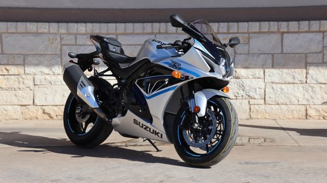 New 2025 Suzuki GSXR1000 METALLIC MATTE SWORD SILVER