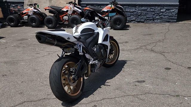 Used 2022 Honda CBR500R ABS Image 3