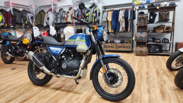 2023 Royal Enfield SCRAM 411  in a SKY LINE BLUE exterior color. Royal Enfield Motorcycles of Miami (786) 845-0052 remotorcyclesofmiami.com 