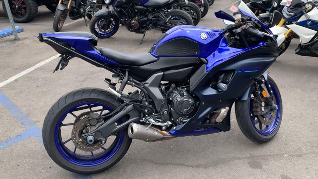 New 2025 Yamaha YZF-R7 Image 5