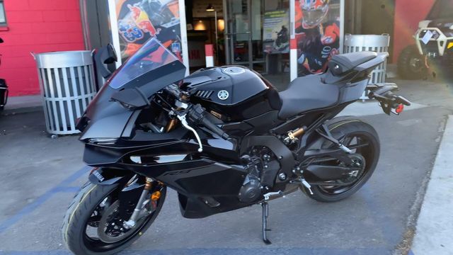 New 2025 Yamaha YZF-R9 Image 5