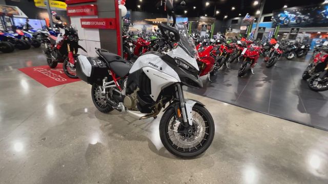 New 2024 Ducati MULTISTRADA V4 S TRAVEL & RADAR SPOKED WHEELS - DEMO Image 2